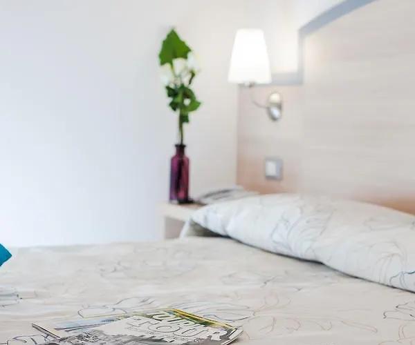 Beau Soleil 3* تْشيزيناتيكو