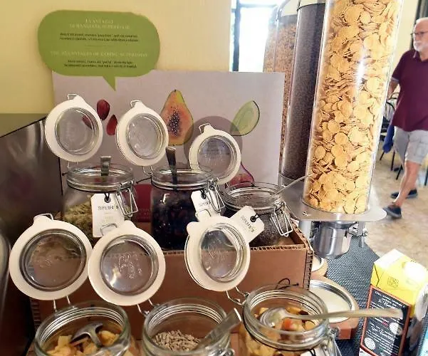 Beau Soleil فندق 3*