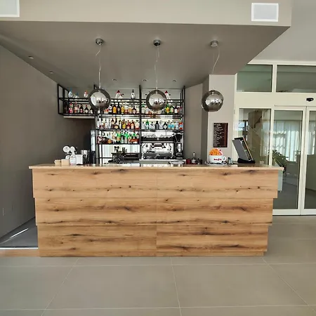 Beau Soleil 3* צ'סנטיקו