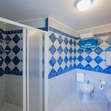 מלון Beau Soleil 3*