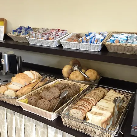 Beau Soleil מלון 3*