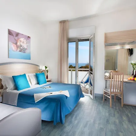 Beau Soleil Szálloda 3*