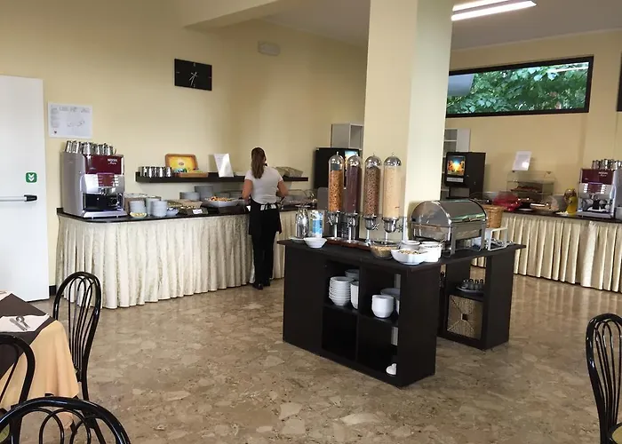 美好阳光酒店 3*