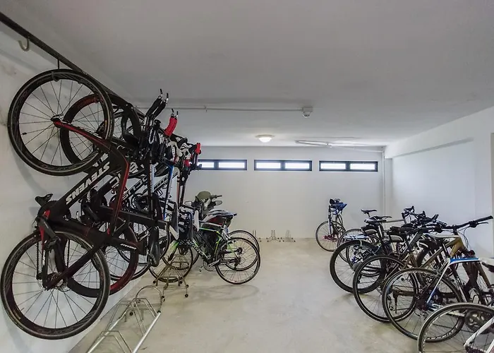 美好阳光酒店 切塞纳蒂科